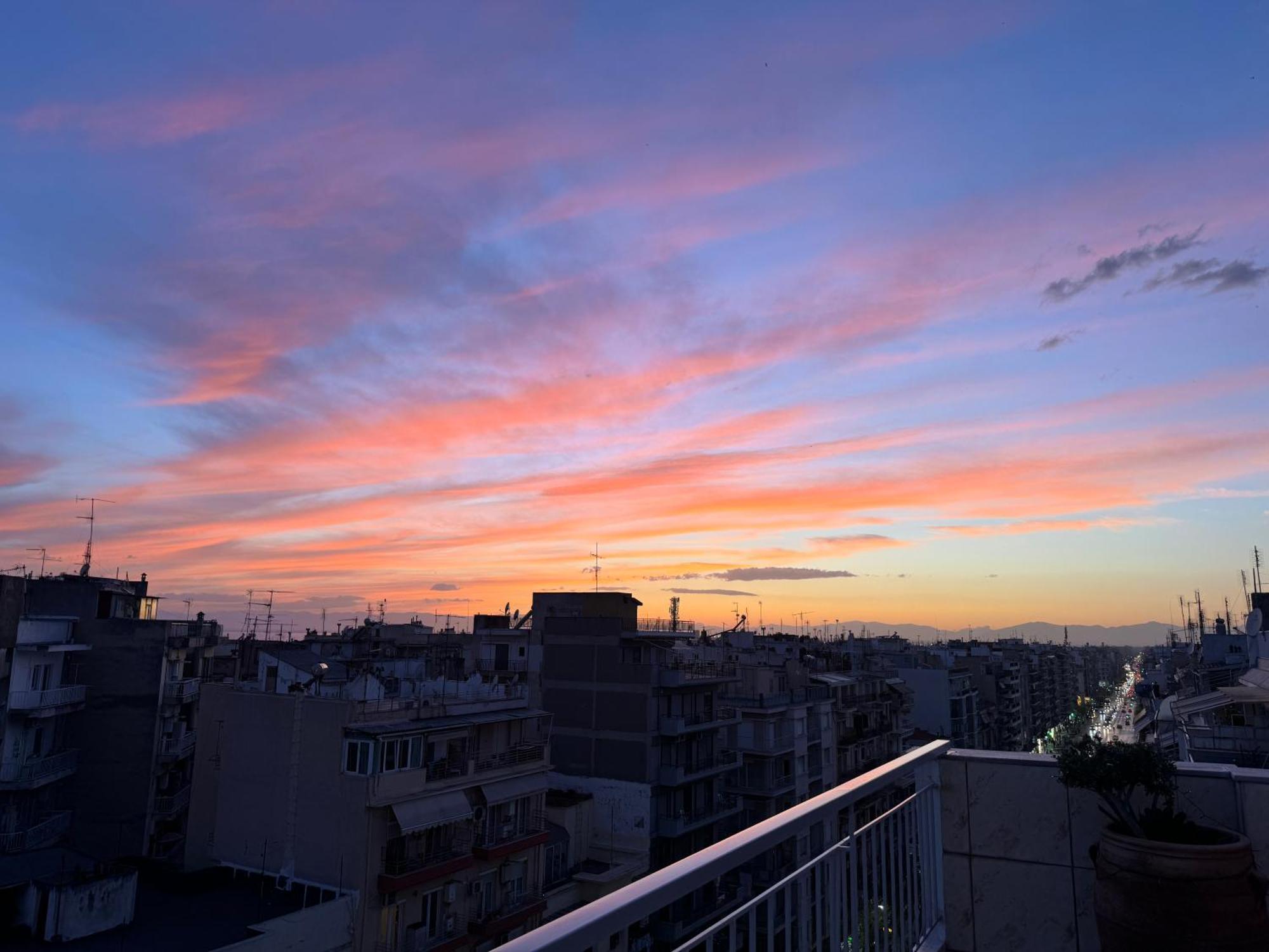 Horizon /Downtown Penthouse W/ Massive Terrace Apartment Thessaloníki Luaran gambar